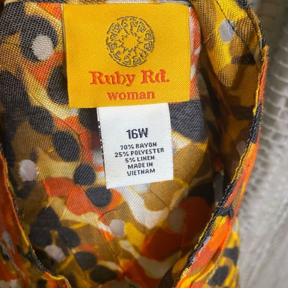 Ruby Rd Tribe Vibe Button Down Top Size 16W | Roll Up Sleeves | Mandarin Collar - Picture 5 of 11